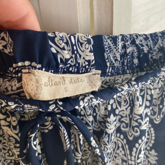 Altar'd State blue and white off the shoulder crop top - Picture 10 of 11